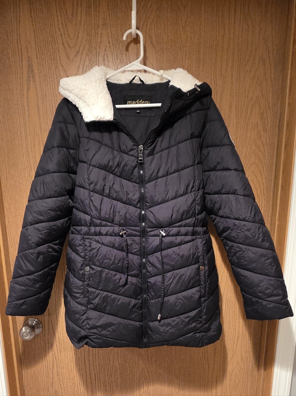 Madden Quilted Hooded Puffer Jacket in Black
